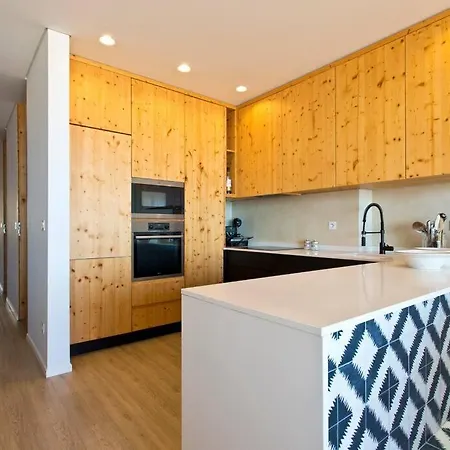 Boutique Rentals- Al Mar Beachfront Apartament *