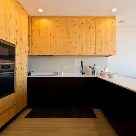 Boutique Rentals- Al Mar Beachfront * Povoa de Varzim
