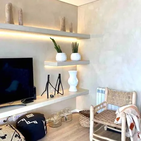 Apartment Boutique Rentals- Al Mar Beachfront Povoa de Varzim